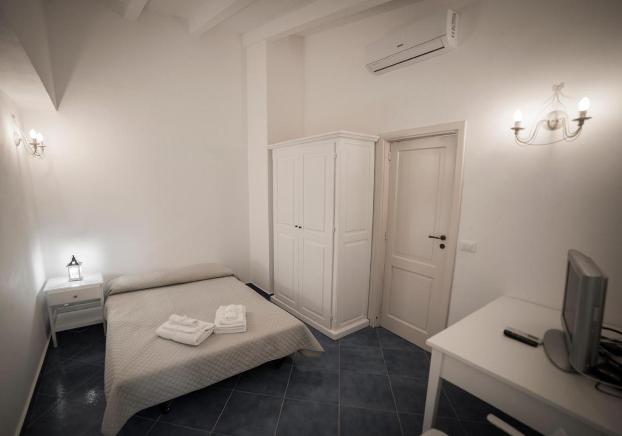 Villa Insolia Santa Marina Salina Exterior foto